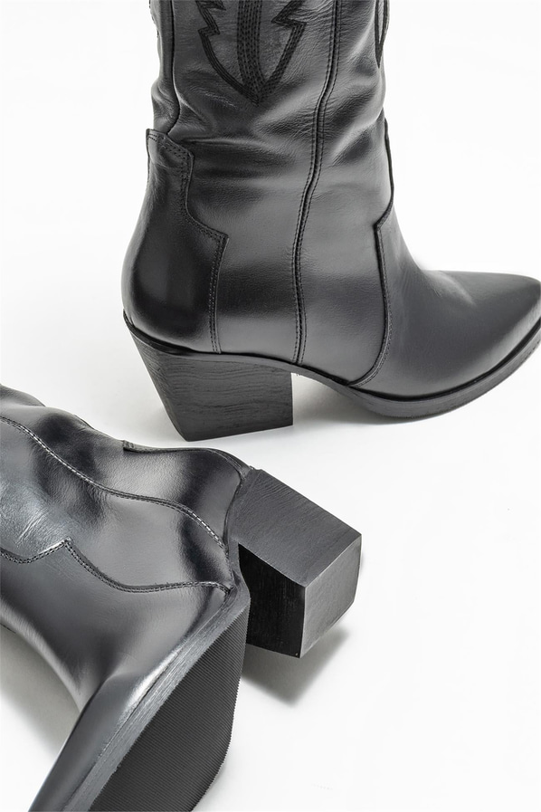 Siyah deri kadın çizme - Elle Shoes
