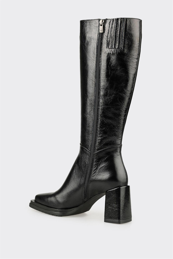 Siyah Deri Kadın Yüksek Topuk Çizme