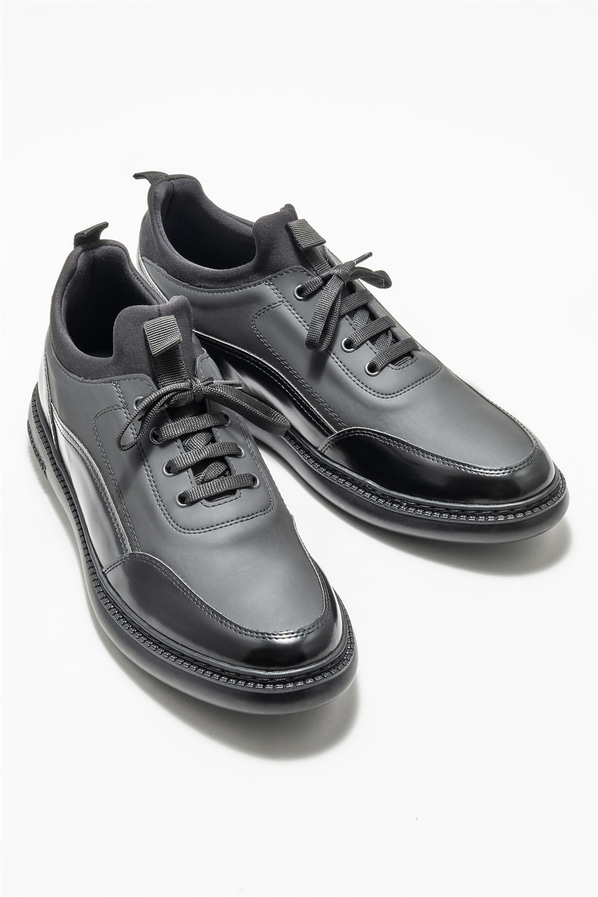 Siyah erkek günlük ayakkabı, günlük kullanım için - Elle Shoes