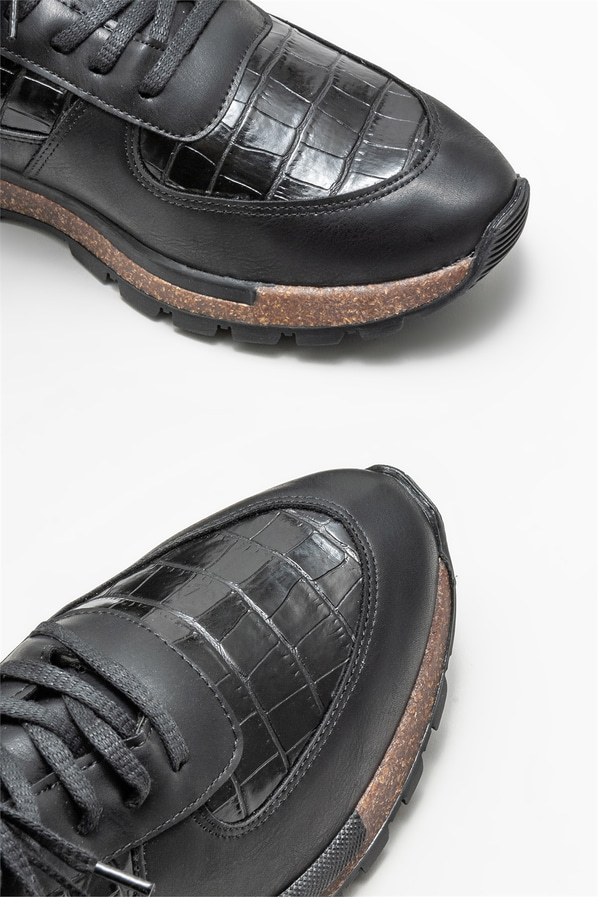Siyah erkek günlük ayakkabı, günlük kullanım için - Elle Shoes