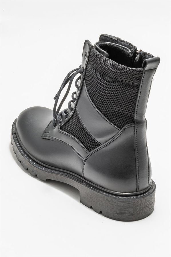 Siyah erkek günlük bot, günlük kullanım için - Elle Shoes