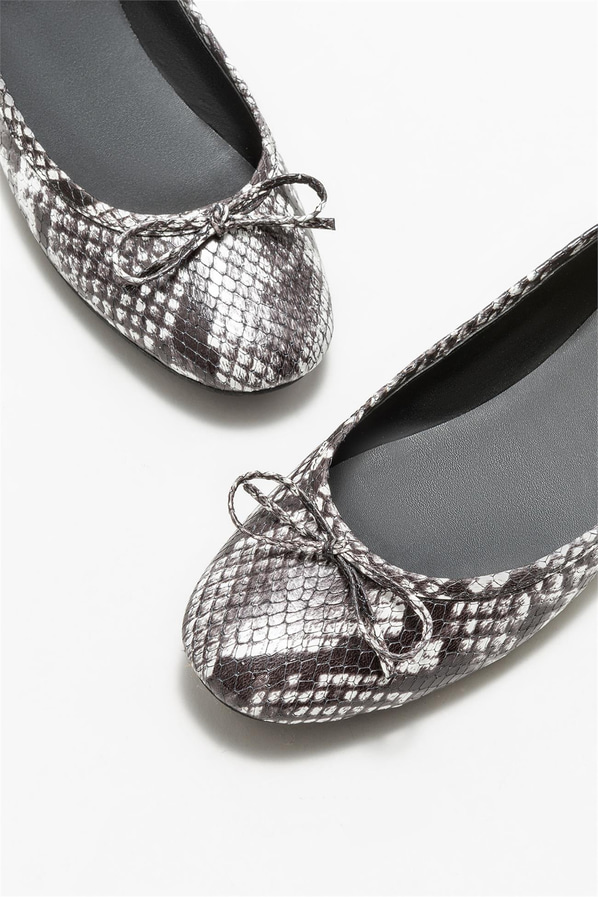 Siyah kadın babet - Elle Shoes