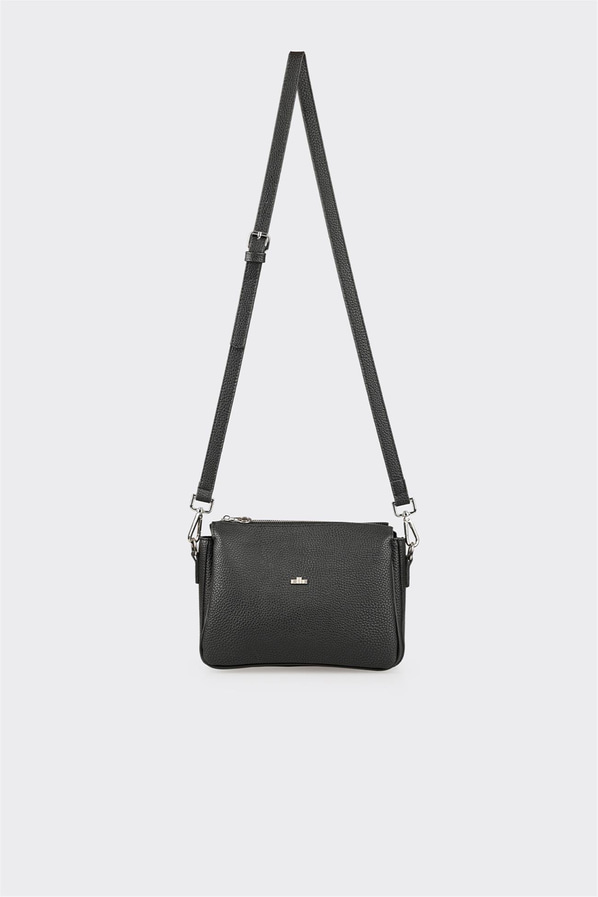 Siyah Kadın Çapraz Çanta