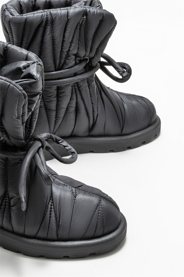 Siyah düz kadın bot - Elle Shoes