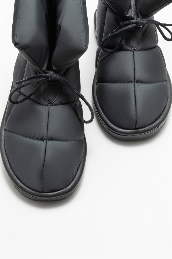 Siyah düz kadın bot - Elle Shoes