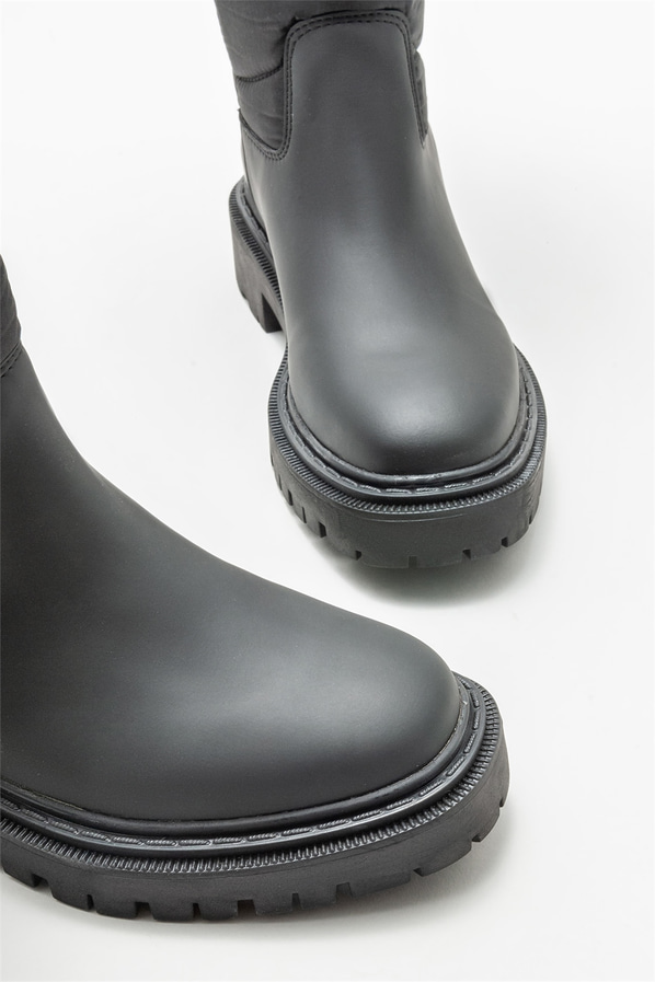 Siyah düz kadın çizme - Elle Shoes