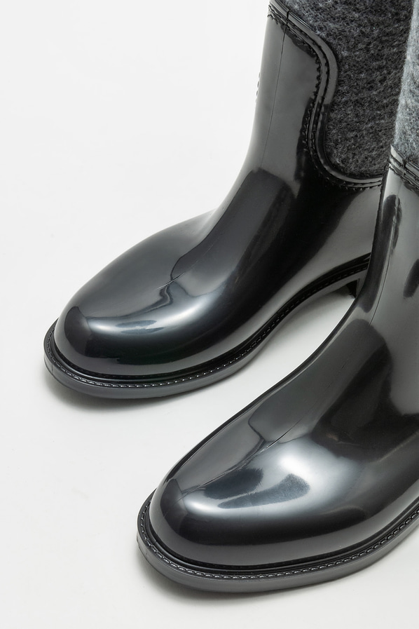 Siyah düz kadın çizme - Elle Shoes