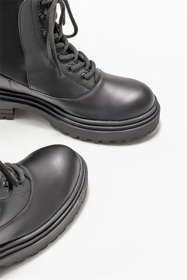 Siyah düz kadın çizme - Elle Shoes