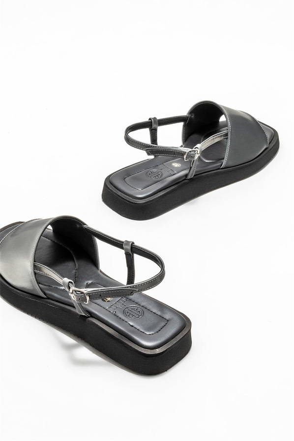 Siyah düz kadın sandalet - Elle Shoes