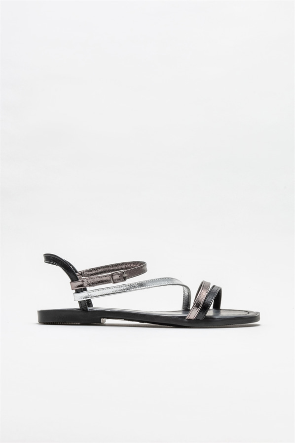 Siyah düz kadın sandalet - Elle Shoes