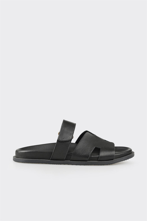 Siyah düz yumuşak dokulu kadın terlik, rahat kullanım için - Elle Shoes