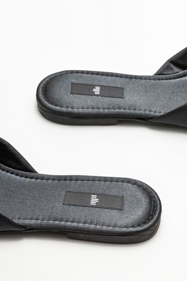 Siyah düz kadın terlik - Elle Shoes