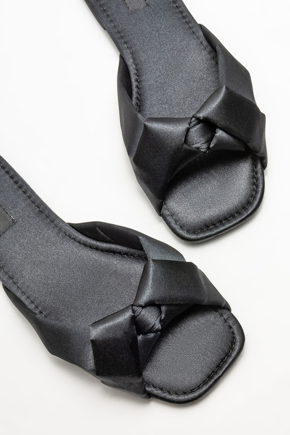 Siyah düz kadın terlik - Elle Shoes