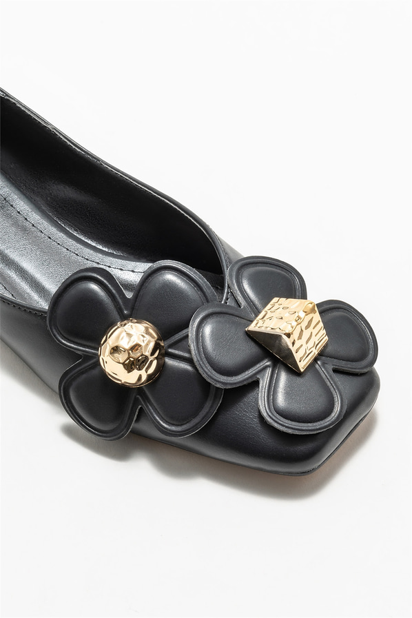 Siyah kadın günlük ayakkabı, günlük kullanım için - Elle Shoes