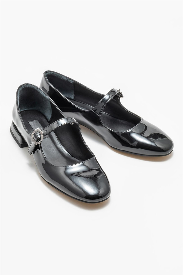 Siyah kadın babet, günlük kullanım için - Elle Shoes