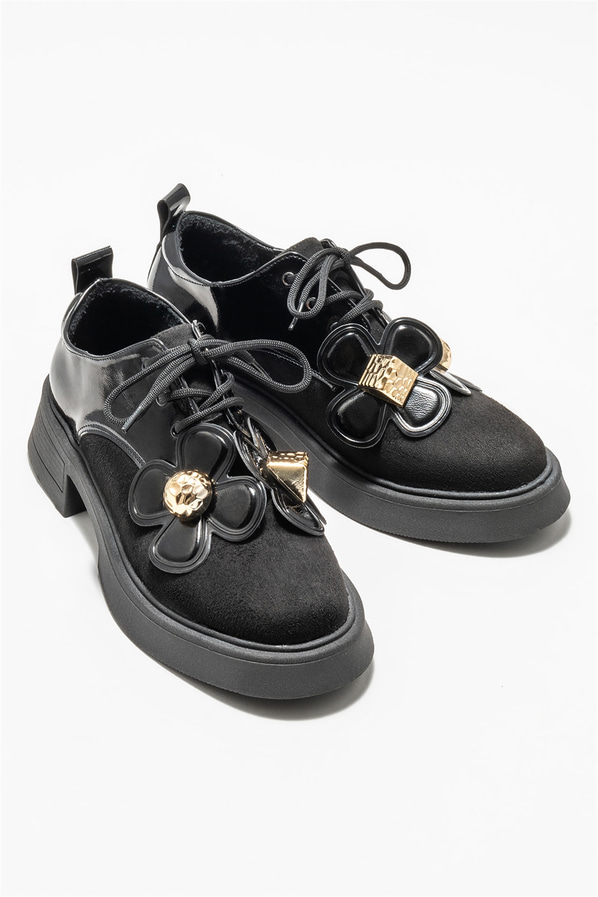 Siyah kadın günlük ayakkabı, günlük kullanım için - Elle Shoes