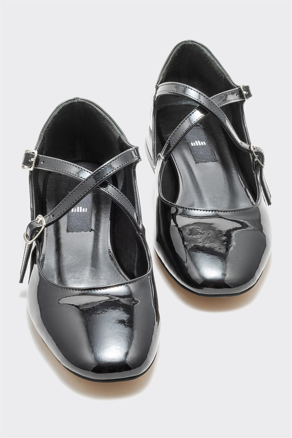 Siyah kadın düz ayakkabı, günlük kullanım için - Elle Shoes