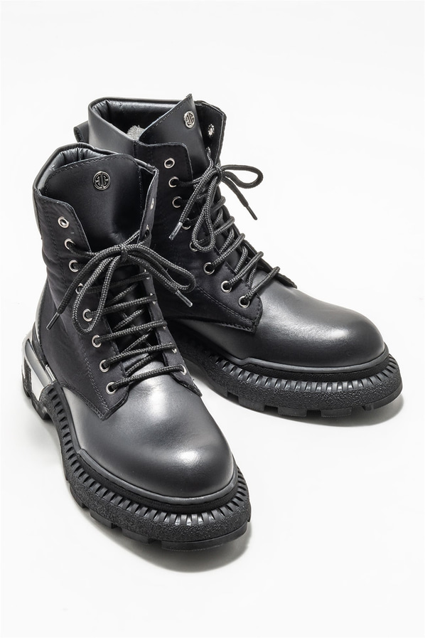 Siyah kadın bot, günlük kullanım için - Elle Shoes