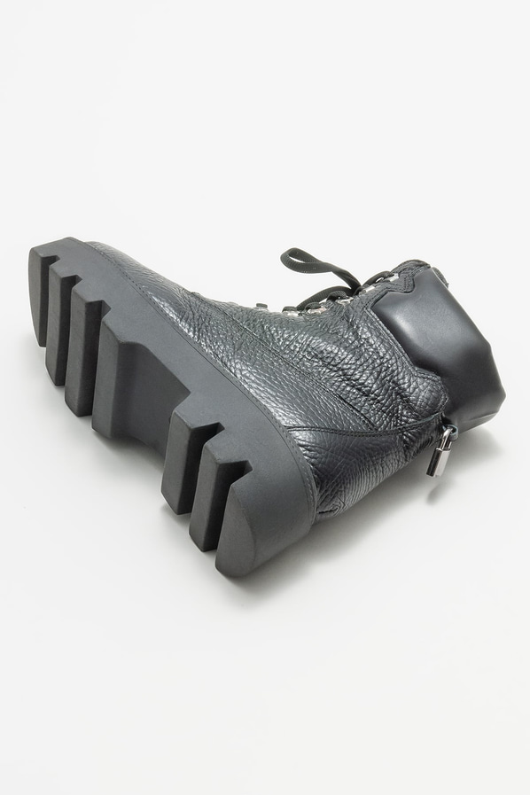 Siyah düz kadın bot, günlük kullanım için - Elle Shoes