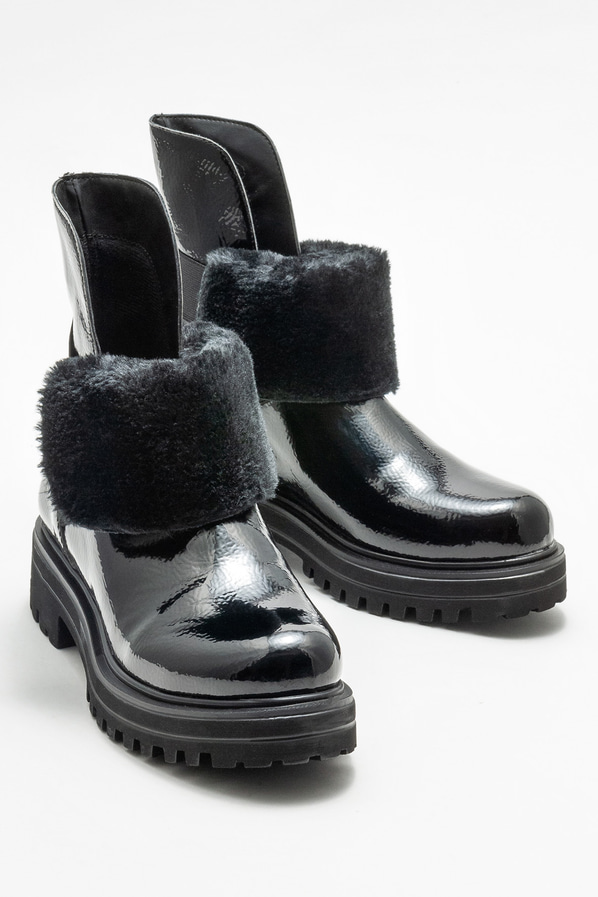 Siyah düz kadın bot, günlük kullanım için - Elle Shoes