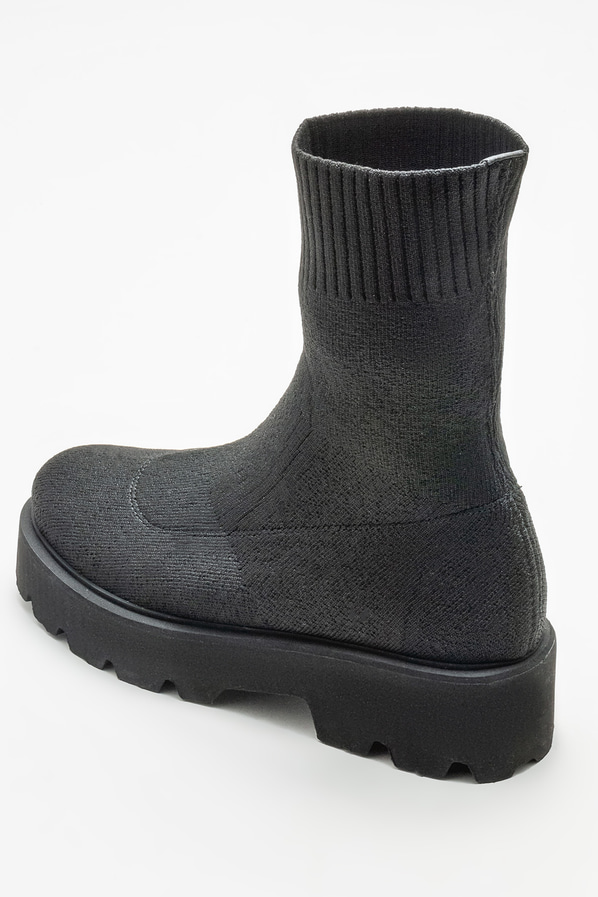 Siyah düz kadın bot, günlük kullanım için - Elle Shoes