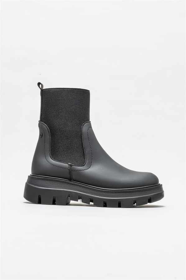 Siyah düz kadın bot, günlük kullanım için - Elle Shoes