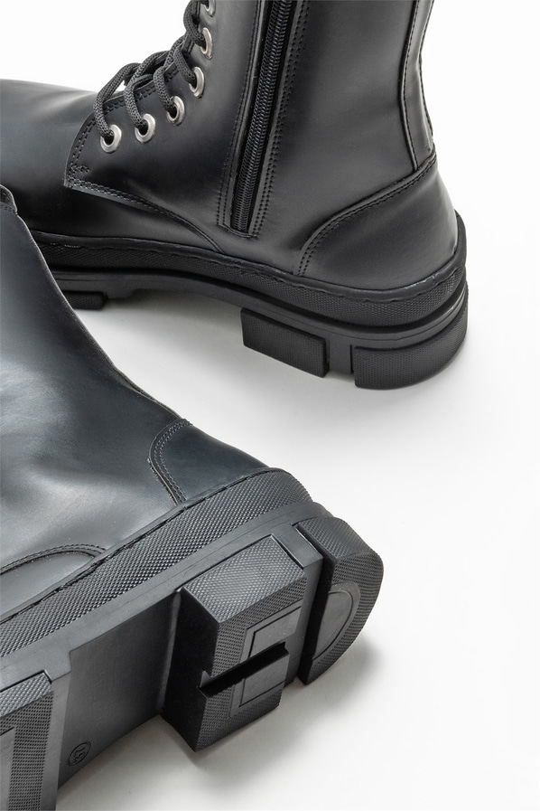 Siyah düz kadın bot, günlük kullanım için - Elle Shoes