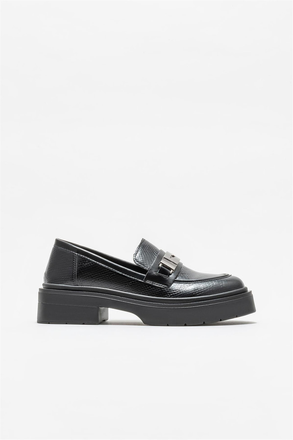Siyah kadın loafer, günlük kullanım için - Elle Shoes