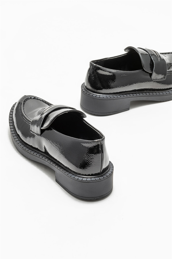 Siyah kadın loafer, günlük kullanım için - Elle Shoes