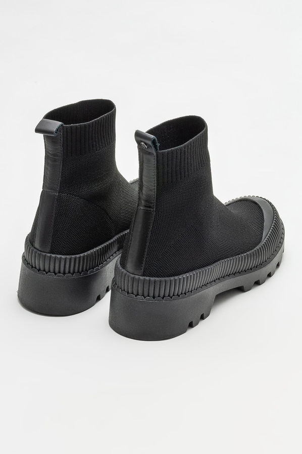 Siyah kadın bot, günlük kullanım için - Elle Shoes