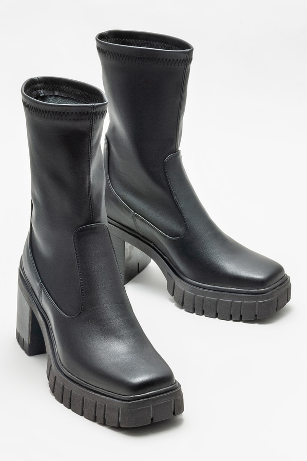 Siyah topuklu kadın bot, günlük kullanım için - Elle Shoes