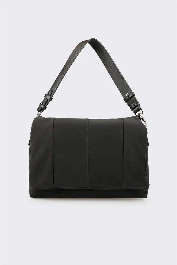 Siyah Kadın Omuz Çantası