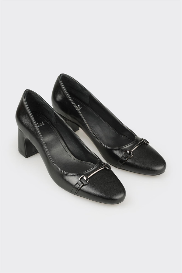 Siyah Kadın Orta Topuk Ayakkabı