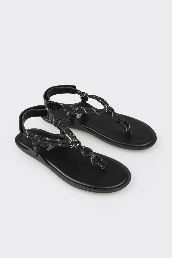 Siyah kadın sandalet, ofis stili için - Elle Shoes