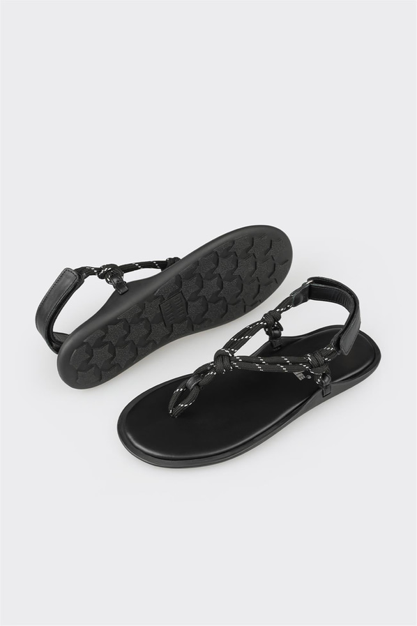 Siyah kadın sandalet, ofis stili için - Elle Shoes