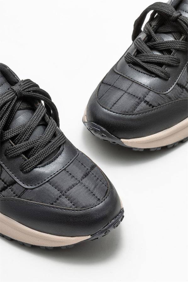 Siyah kadın spor ayakkabı - Elle Shoes