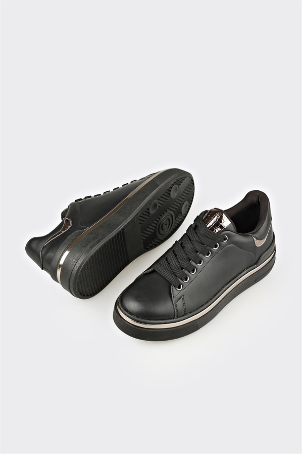 Siyah kadın sneaker, ofis stili için - Elle Shoes
