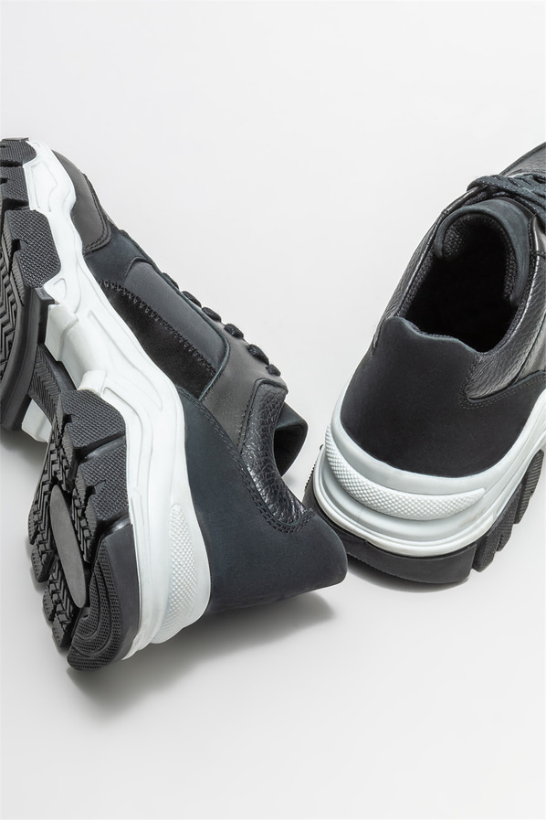 Siyah deri kadın spor ayakkabı - Elle Shoes