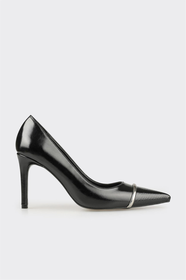 Siyah Kadın Stiletto