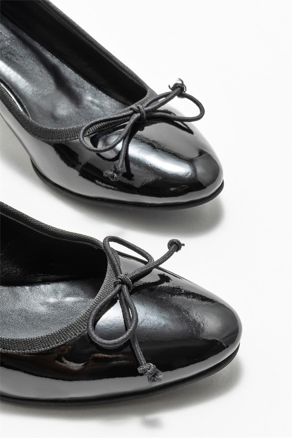 Siyah topuklu kadın ayakkabı - Elle Shoes