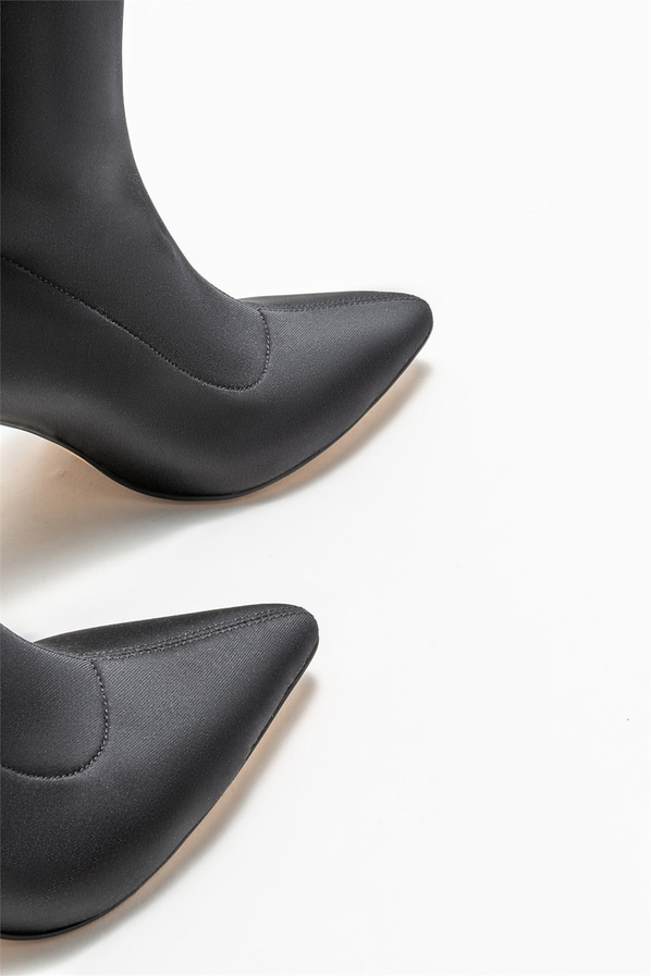 Siyah topuklu kadın bot - Elle Shoes