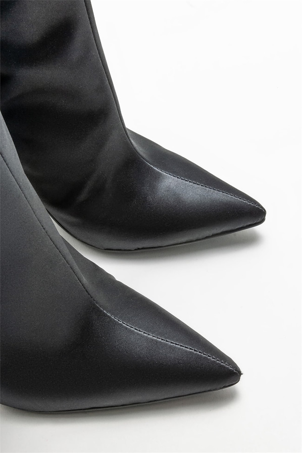 Siyah topuklu kadın çizme - Elle Shoes