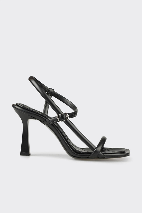 Siyah topuklu kadın sandalet, ofis stili için - Elle Shoes