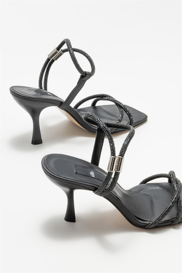 Siyah ince topuklu kadın sandalet - Elle Shoes