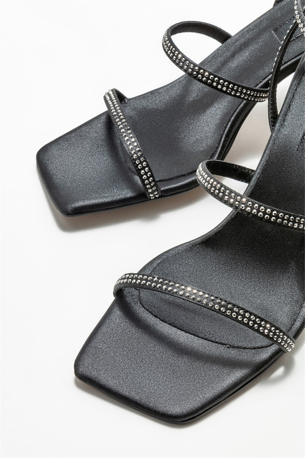Siyah topuklu kadın sandalet - Elle Shoes