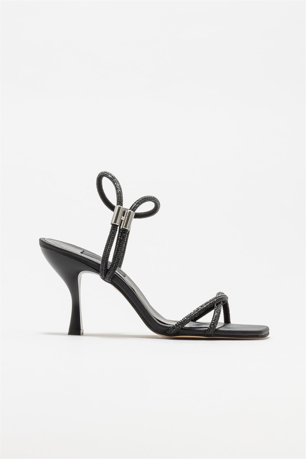 Siyah ince topuklu kadın sandalet - Elle Shoes