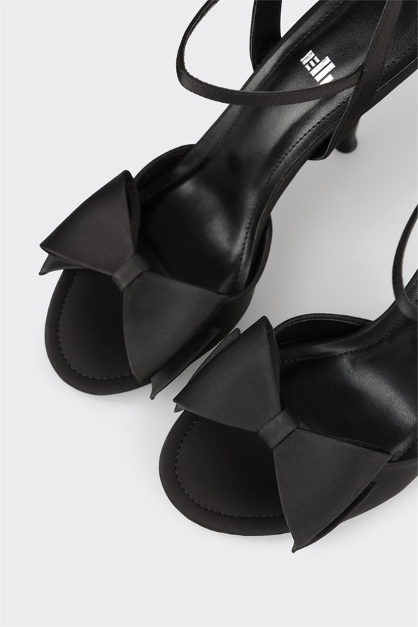 Siyah topuklu kadın sandalet, rahat kullanım için - Elle Shoes