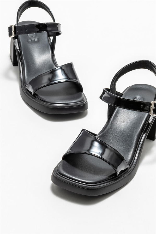 Siyah topuklu kadın sandalet - Elle Shoes