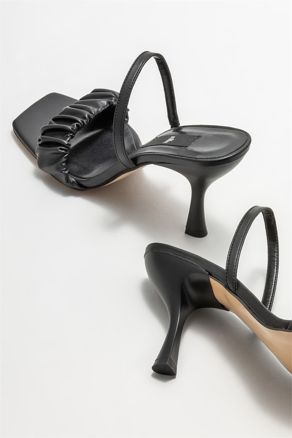 Siyah topuklu kadın sandalet - Elle Shoes