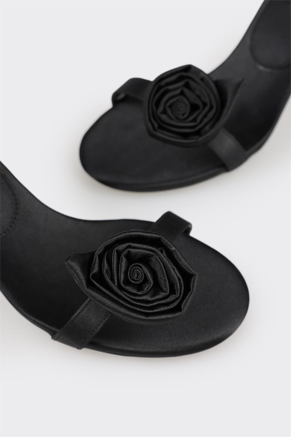 Siyah topuklu kadın sandalet - Elle Shoes